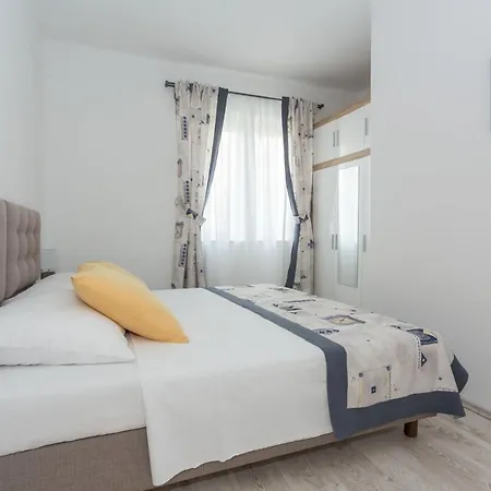 Holiday home Oleander Sea View *